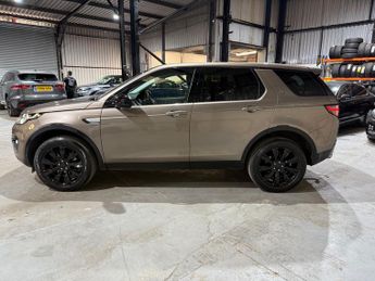 Land Rover Discovery Sport 2.0 TD4 HSE Luxury SUV 5dr Diesel Auto 4WD Euro 6 (s/s) (180 ps)