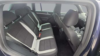 Volkswagen Tiguan R LINE TDI BLUEMOTION TECH 4MOTION DSG 5-Door