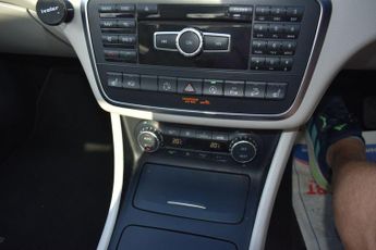 Mercedes-Benz GLA 2.1 GLA220 CDI Sport 7G-DCT 4MATIC Euro 6 (s/s) 5dr