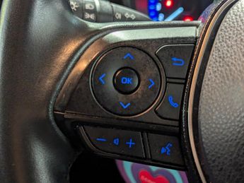 Toyota Corolla 1.8 VVT-i Hybrid Design 5dr CVT;24 MONTHS WARRANTY