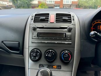 Toyota Auris TR VVT-I MM 5-Door
