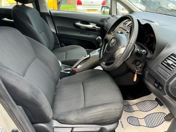 Toyota Auris TR VVT-I MM 5-Door