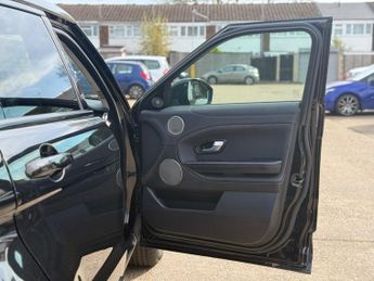 Land Rover Range Rover Evoque 2.0 TD4 SE 5dr Auto