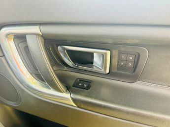 Land Rover Discovery Sport 2.0 TD4 180 HSE Luxury 5dr Auto