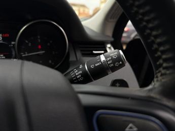 Land Rover Range Rover Evoque 2.0 TD4 SE Tech 5dr Auto