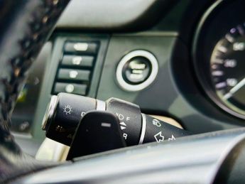 Land Rover Discovery Sport 2.0 TD4 180 HSE Black 5dr Auto