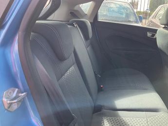 Ford Fiesta 1.4 Zetec Hatchback 5dr Petrol Automatic (154 g/km, 94 bhp)