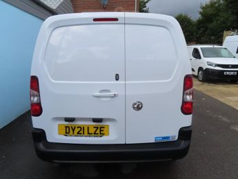 Vauxhall Combo  2300 EDITION 1.5 HDI 130 AUTOMATIC AIR CON PARKING SENSORS L2 L