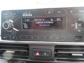 Vauxhall Combo  2300 EDITION 1.5 HDI 130 AUTOMATIC AIR CON PARKING SENSORS L2 L