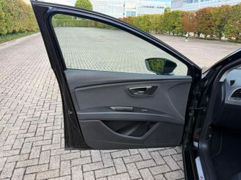 SEAT Leon TSI FR TECHNOLOGY DSG 5-Door