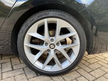 SEAT Leon TSI FR TECHNOLOGY DSG 5-Door