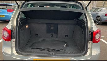 Volkswagen Tiguan MATCH TDI 4MOTION DSG 5-Door