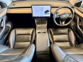 Tesla Model 3 Standard Range Plus Saloon 4dr Electric Auto RWD (241 bhp)