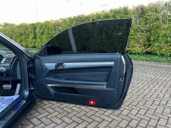 Mercedes-Benz E Class E220 BLUETEC AMG LINE 2-Door
