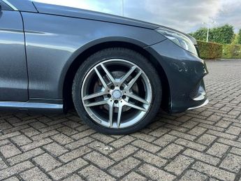 Mercedes-Benz E Class E220 BLUETEC AMG LINE 2-Door
