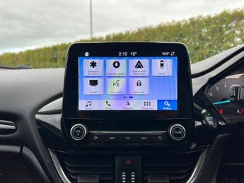 Ford Fiesta TITANIUM 5-Door