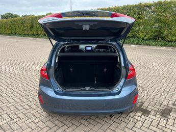 Ford Fiesta TITANIUM 5-Door