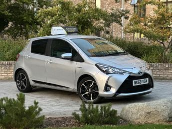 Toyota Yaris 1.5 VVT-h Design E-CVT Euro 6 (s/s) 5dr