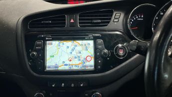 Kia Ceed 1.6 GDi 4 Tech Hatchback 5dr Petrol DCT Euro 5 (133 bhp)