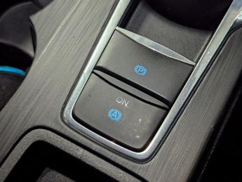 Ford Focus 1.5 EcoBlue ST-Line Vignale 5dr Auto - FULL MAIN DEALER SERVICE 