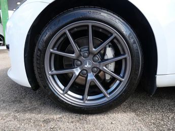Tesla Model 3 Standard Range Plus Electric Auto RWD 4dr 1 Owner Only 11000 Mil