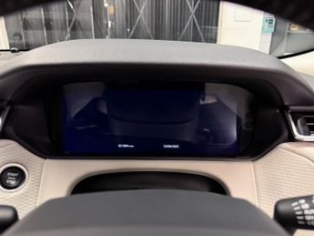 Land Rover Range Rover Velar 2.0 D180 SE SUV 5dr Diesel Auto 4WD Euro 6 (s/s) (180 ps)