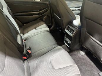 Ford Edge 2.0 TDCi Titanium SUV 5dr Diesel Powershift AWD Euro 6 (s/s) (21