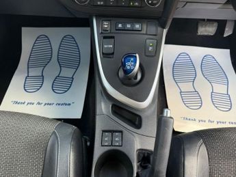 Toyota Auris EXCEL VVT-I  5-Door