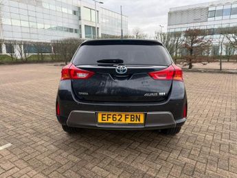 Toyota Auris EXCEL VVT-I  5-Door