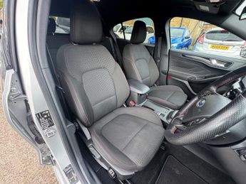 Ford Focus 1.0T EcoBoost MHEV ST-Line Hatchback 5dr Petrol Hybrid DCT Euro 