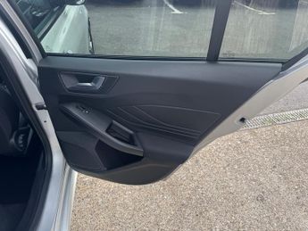 Ford Focus 1.0T EcoBoost MHEV ST-Line Hatchback 5dr Petrol Hybrid DCT Euro 