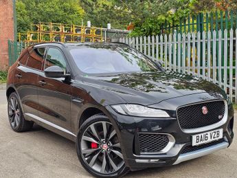 Jaguar F-Pace 3.0 D300 V6 First Edition SUV 5dr Diesel Auto AWD Euro 6 (s/s) (