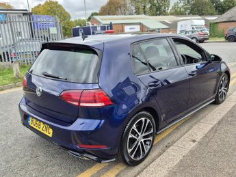 Volkswagen Golf 1.5 TSI EVO GPF R-Line Hatchback 5dr Petrol DSG Euro 6 (s/s) (15