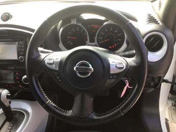 Nissan Juke 1.6 Acenta Premium SUV 5dr Petrol XTRON Euro 5 (117 ps)