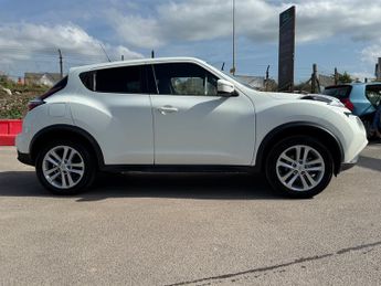 Nissan Juke 1.6 Acenta Premium SUV 5dr Petrol XTRON Euro 5 (117 ps)