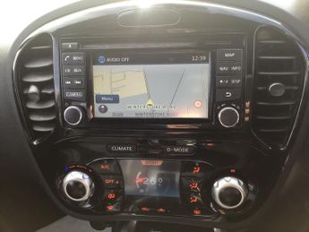 Nissan Juke 1.6 Acenta Premium SUV 5dr Petrol XTRON Euro 5 (117 ps)