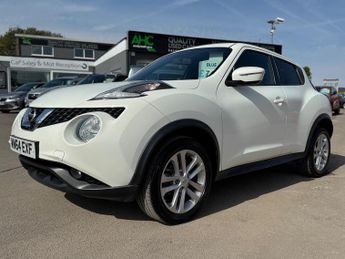 Nissan Juke 1.6 Acenta Premium SUV 5dr Petrol XTRON Euro 5 (117 ps)