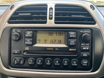 Toyota RAV-4 2.0 NRG 3 DOOR AUTOMATIC WITH FANTASTIC TOYOTA SERVICE HISTORY W