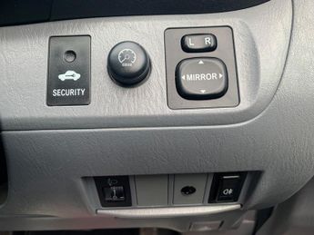 Toyota RAV-4 2.0 NRG 3 DOOR AUTOMATIC WITH FANTASTIC TOYOTA SERVICE HISTORY W