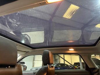 Land Rover Range Rover Evoque 2.0 TD4 HSE Dynamic SUV 5dr Diesel Auto 4WD Euro 6 (s/s) (180 ps