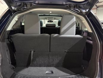 Land Rover Discovery Sport 2.0 TD4 HSE Luxury SUV 5dr Diesel Auto 4WD Euro 6 (s/s) (180 ps)