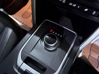 Land Rover Discovery Sport 2.0 TD4 HSE Luxury SUV 5dr Diesel Auto 4WD Euro 6 (s/s) (180 ps)