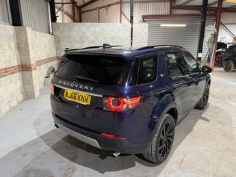 Land Rover Discovery Sport 2.0 TD4 HSE Luxury SUV 5dr Diesel Auto 4WD Euro 6 (s/s) (180 ps)