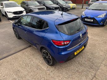 Renault Clio 1.5 dCi Iconic Hatchback 5dr Diesel EDC Euro 6 (s/s) (90 ps)