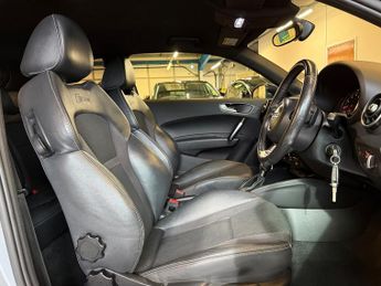 Audi A1 1.4 TFSI S line Style Edition Hatchback 3dr Petrol S Tronic Euro
