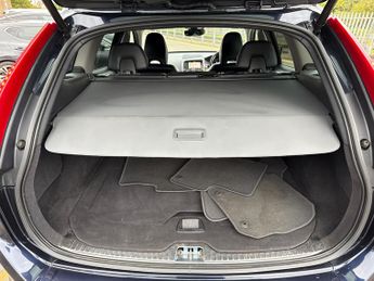 Volvo XC60 2.0 D4 SE Lux Nav SUV 5dr Diesel Auto Euro 6 (s/s) (190 ps)