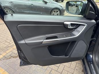 Volvo XC60 2.0 D4 SE Lux Nav SUV 5dr Diesel Auto Euro 6 (s/s) (190 ps)