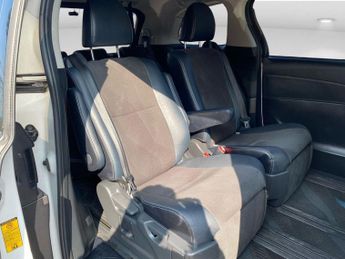 Toyota Estima 2.4 AUTOMATIC 7 SEATER GAS CONVERTED