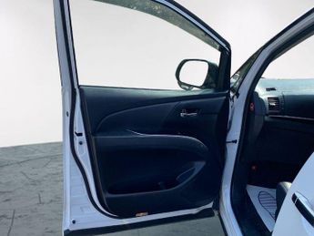 Toyota Estima 2.4 AUTOMATIC 7 SEATER GAS CONVERTED