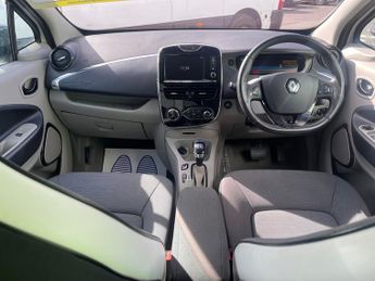 Renault Zoe 22kWh Dynamique Intens Hatchback 5dr Electric Auto (88 bhp)